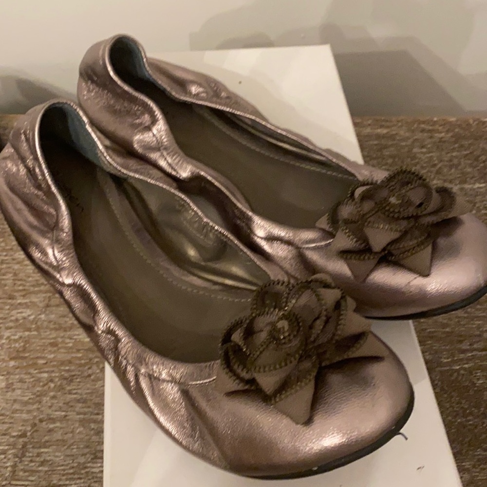 HALOGEN Women’s Pewter Ballet Flats Sz 10.5